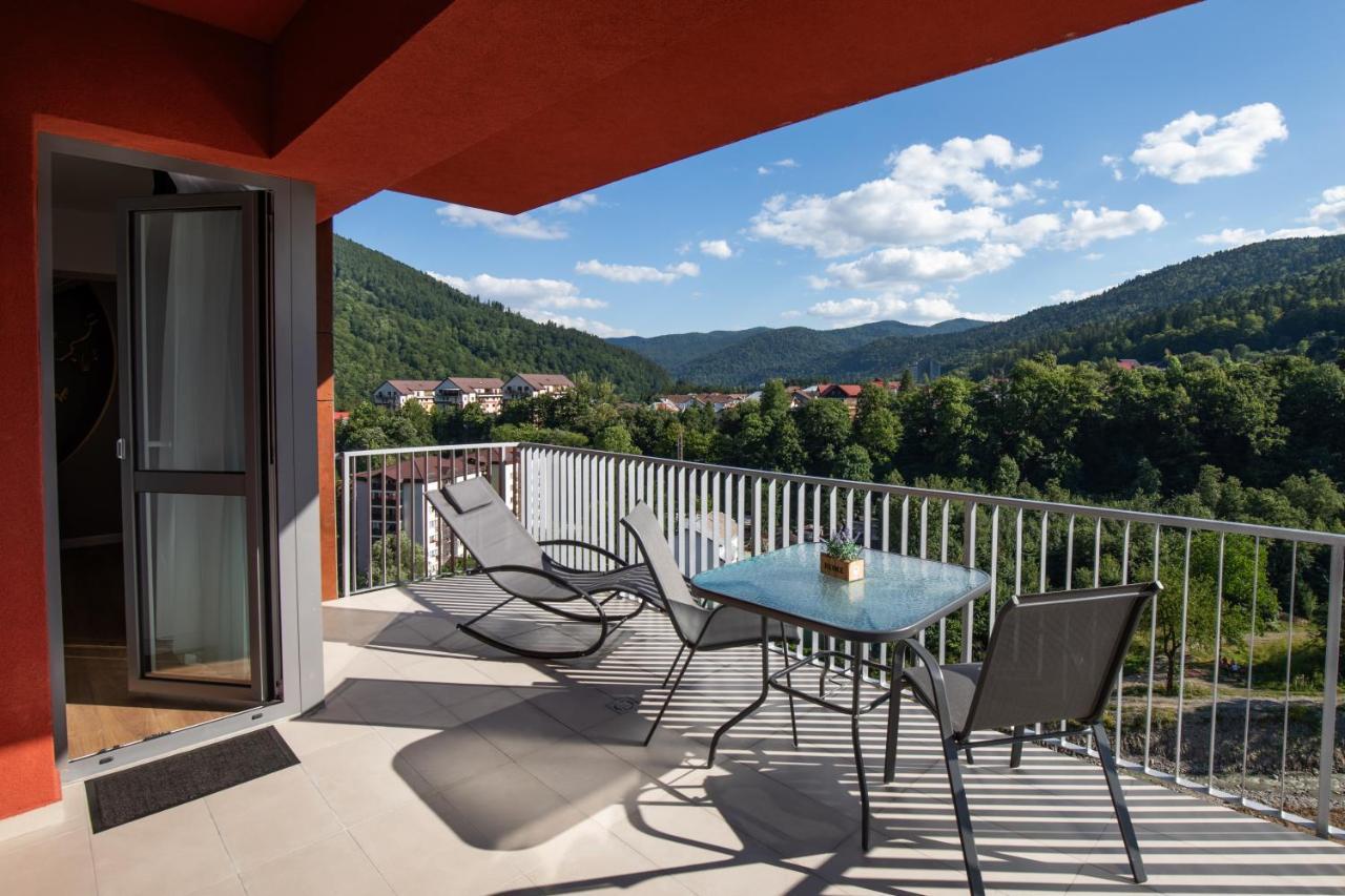 Top View Apartment Sinaia Luaran gambar